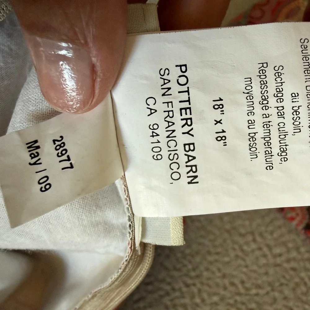 Pottery Barn Medallion Moroccan Pillow Covers Set 2 Red Cream Cotton Linen 18x18